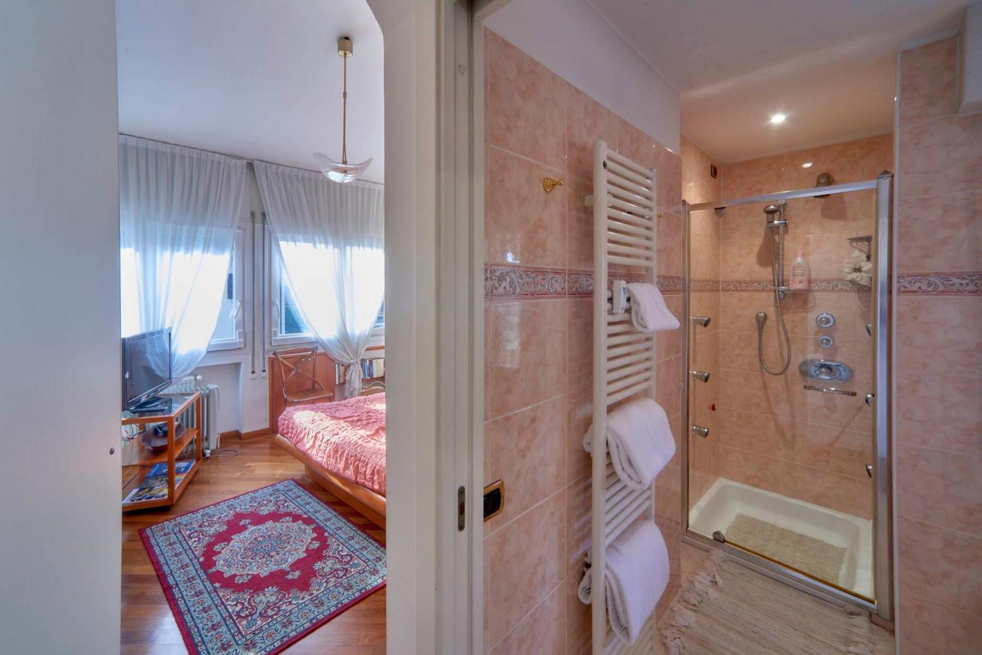 tosca house 2 Varenna Exterior foto